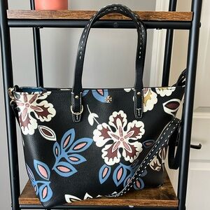 Tory Burch, black and floral purse Hopewell